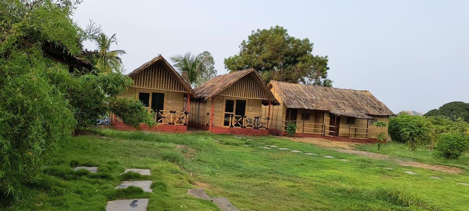 Banana Tree Home Stay Hampi Exterior foto