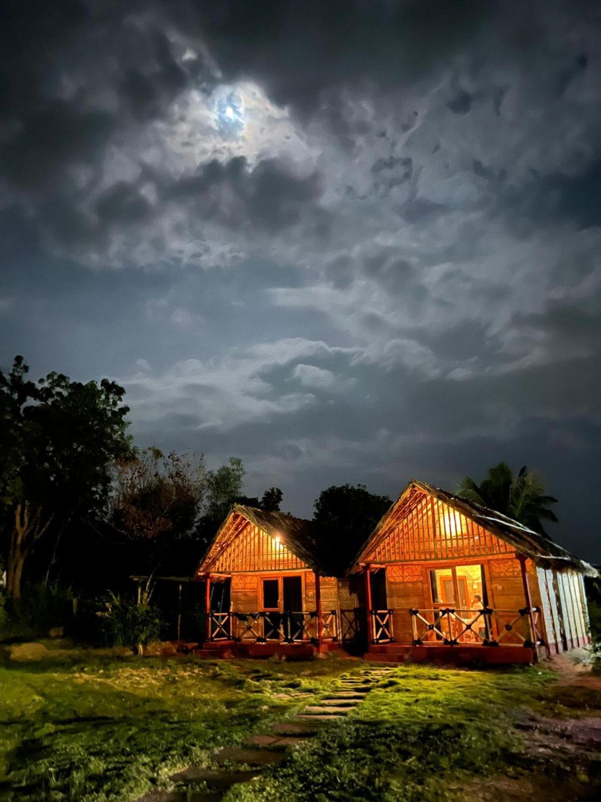 Banana Tree Home Stay Hampi Exterior foto